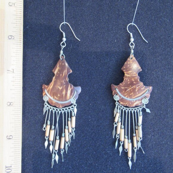 Vintage Coconut Shell & Porcupine Quill earrings w/ Silver tone, Circa 1980's, - Picture 3 of 4